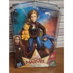 Marvel Movie Captain Marvel Super Hero Doll & Marvel's Goose the Cat New In Box
